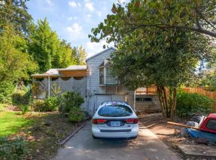 9224 SW 26th Ave, Portland, OR 97219