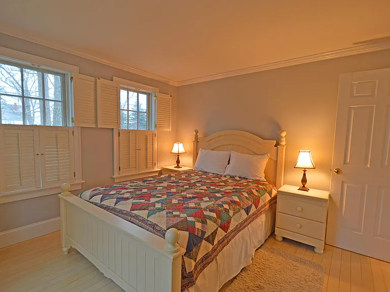 722 Kings Hwy — Photo 8