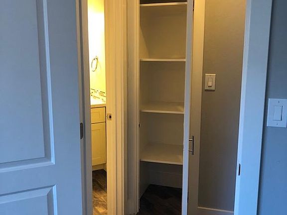 5th image of 3670 Peacock Ct APT 31