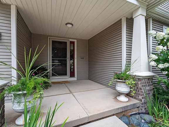 2nd image of 3442 Dorchester Way