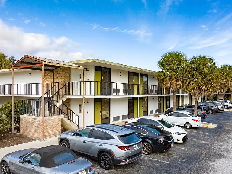 2407 W Vine St — Photo 13