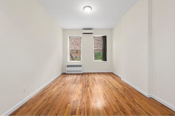 1st image of 19 Division St #4B