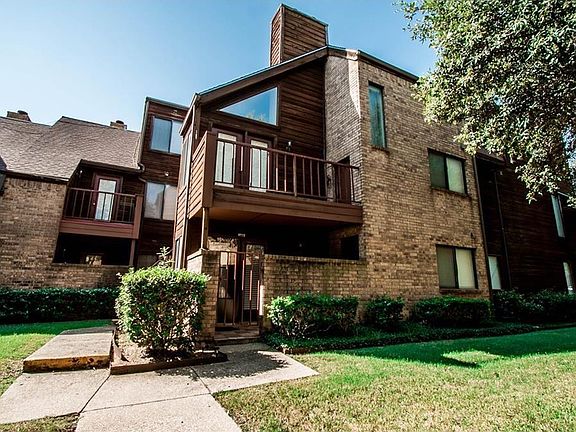 2nd image of 2307 Balsam Dr APT L209
