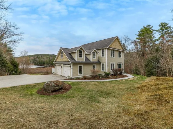 66 Colleague Pond Road, Henniker, NH 03242