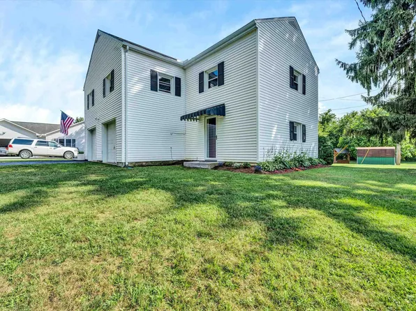 215 S Hill Dr #1, Christiansburg, VA 24073