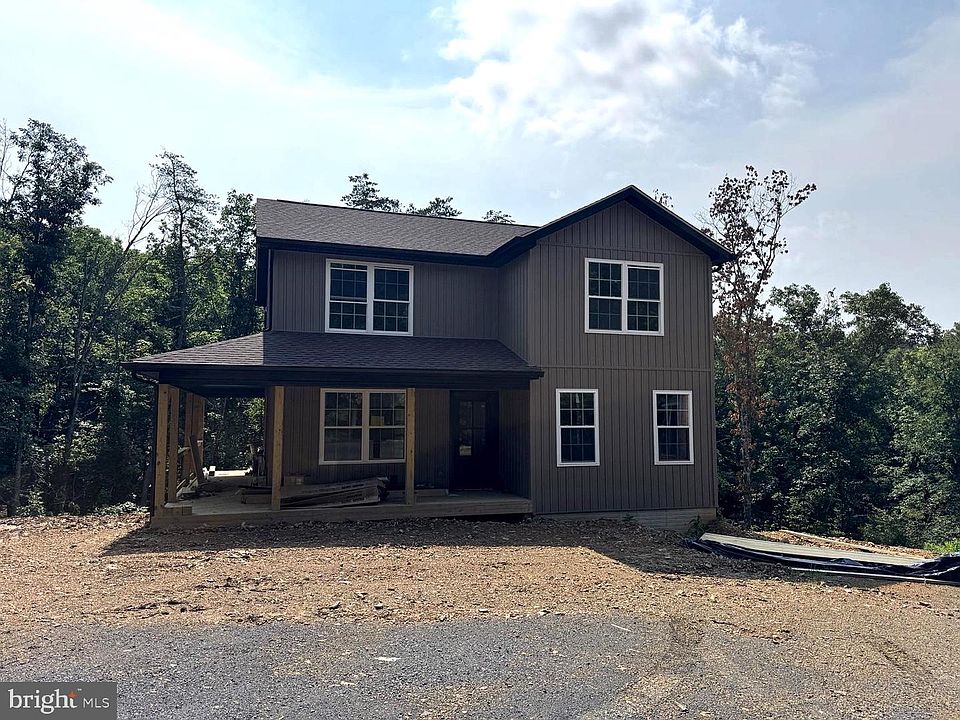 2nd image of 123 W Parker Dr