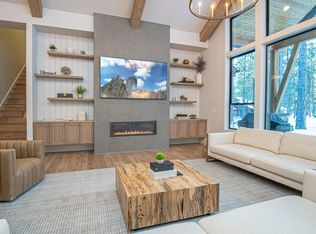 56371 Fireglass Loop #207, Bend, OR 97707