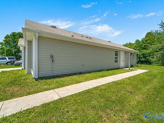 5th image of 157 Carillo Ln