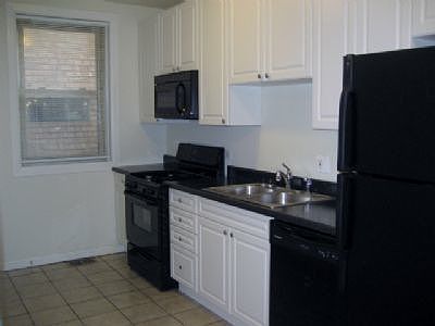 2nd image of 1752 W North Shore Ave APT 1