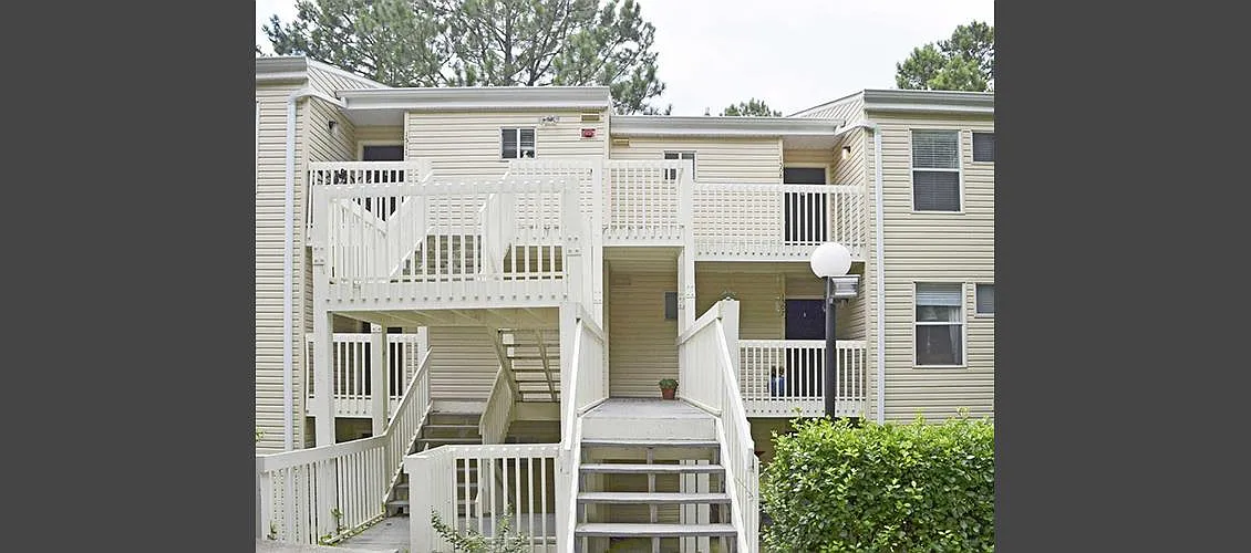Northshore Woods Apartments — Photo 3