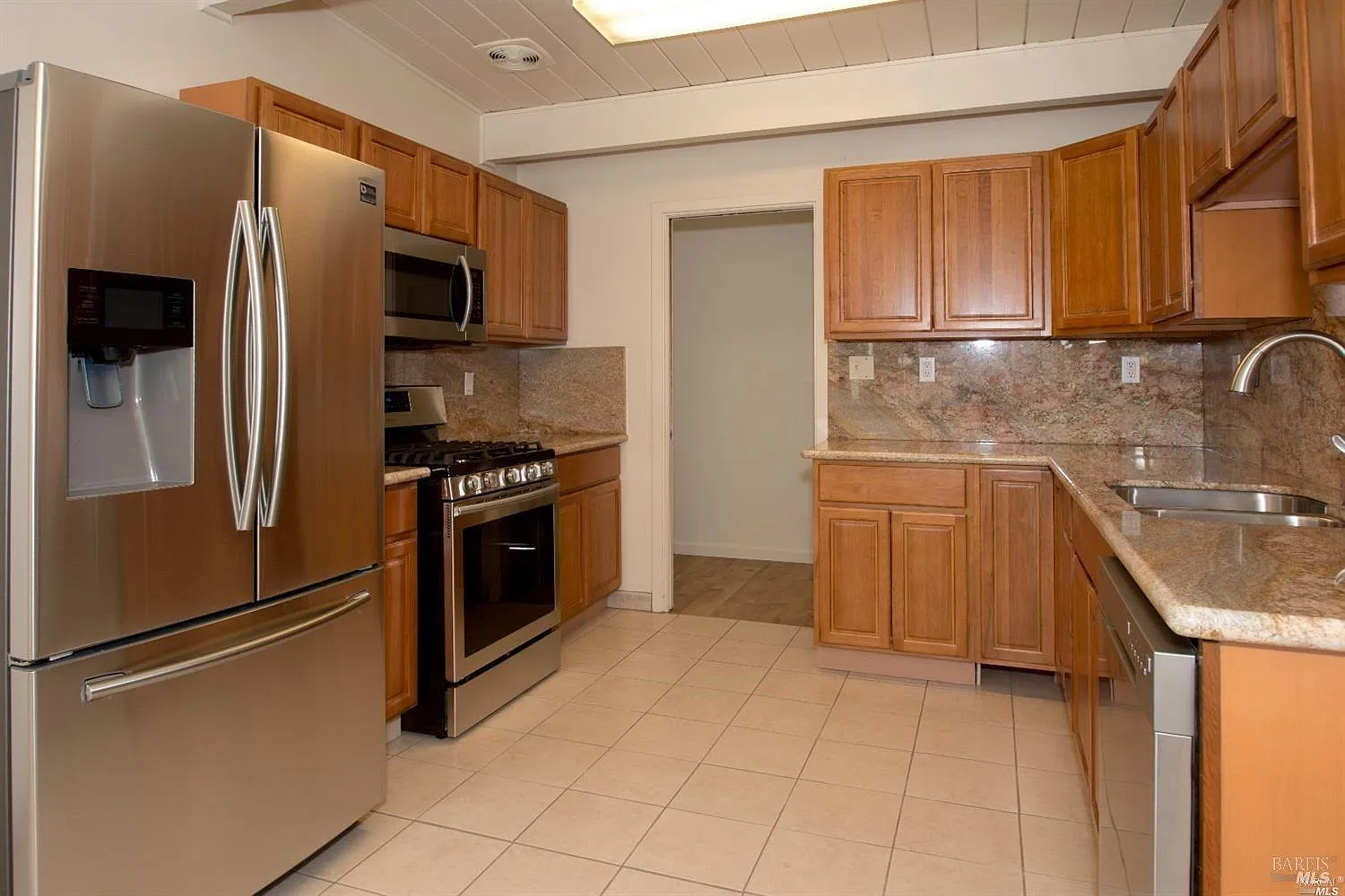 701 Corlano Avenue - Photo 2