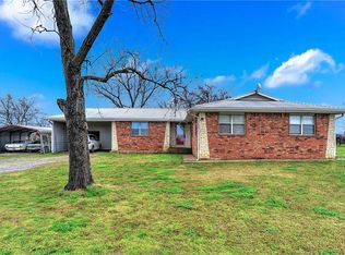 646 County Road 1241, Savoy, TX 75479