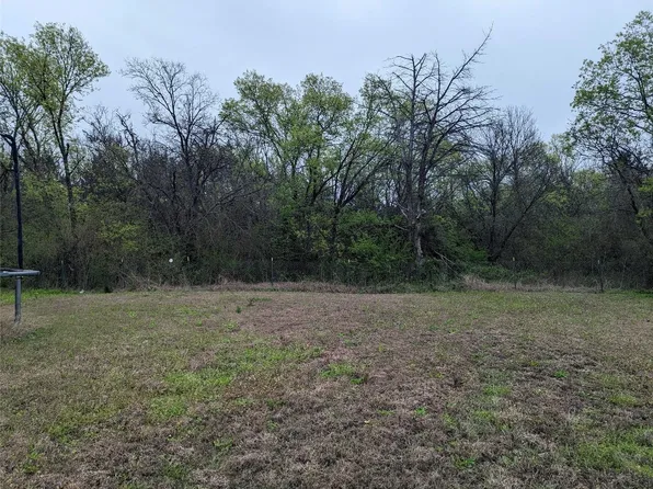 741 Lakeview Dr, Palmer, TX 75152