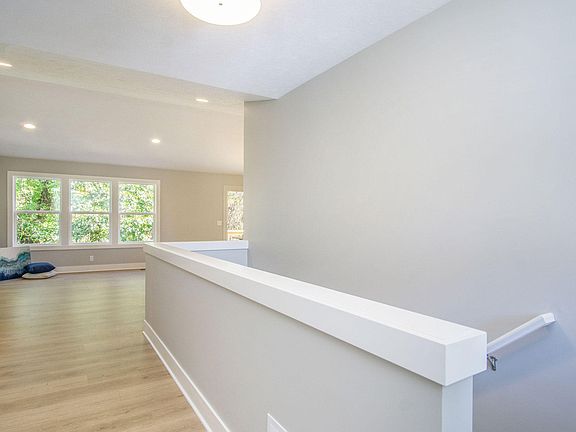 4th image of 14767 Arcadia Woods Dr