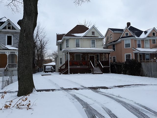1st image of 606 N Pine Ave