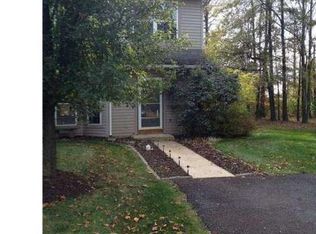 1247 Fieldstone Ct, Quakertown, PA 18951