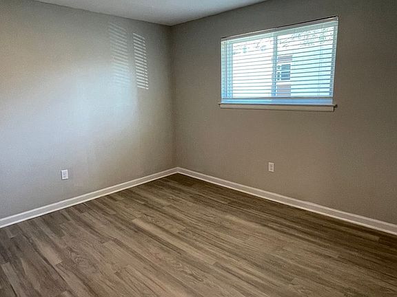 4th image of 3571 Midland Ave #6213