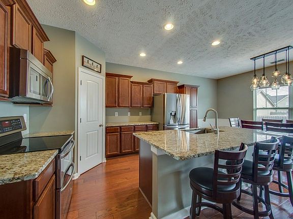 5th image of 316 Sarava Ln
