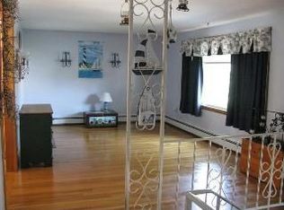 93 N Main St, Salem, NH 03079