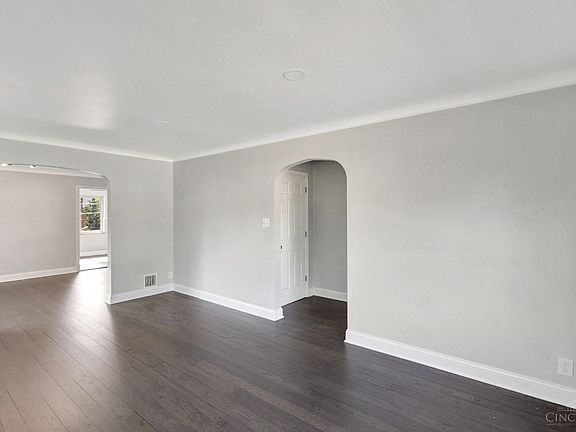 5th image of 1535 Shenandoah Ave