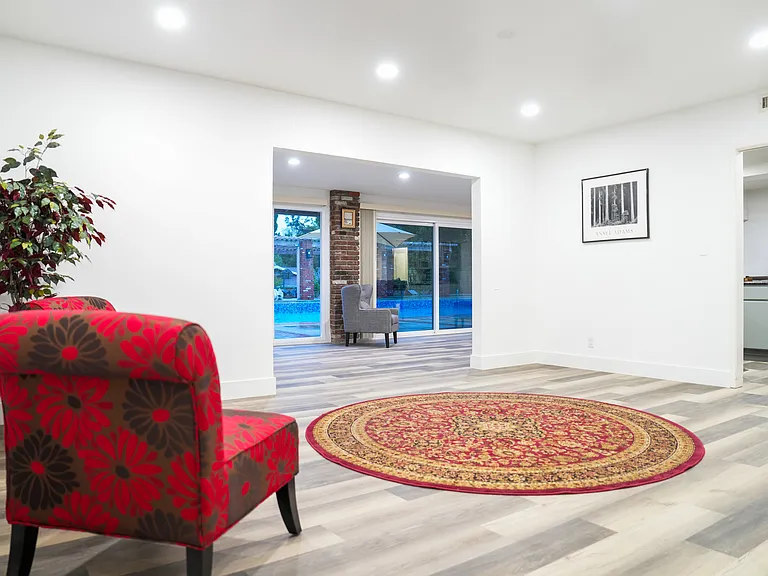 Germain St — Photo 3