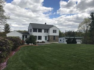 15 Forest Hill Dr, Worcester, MA 01609