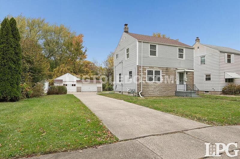 1st image of 606 W Poinsetta Ave