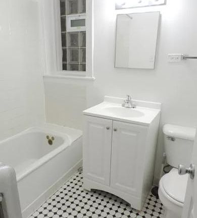 5th image of 1366 W Estes Ave #2