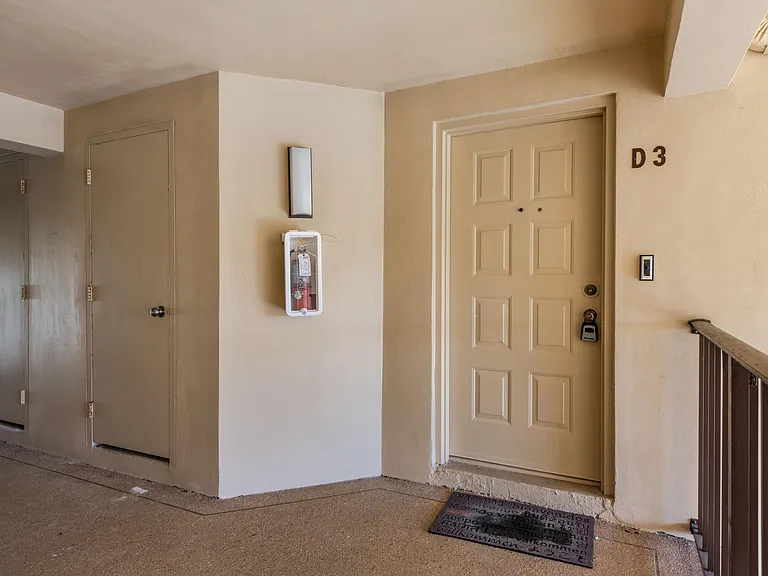 629 Sea Pine Way #D3 — Photo 5