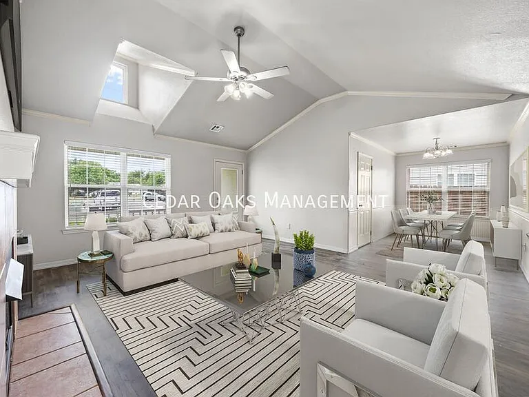 1308 S C Ct — Photo 7
