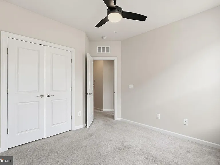 45208 Lettermore Sq — Photo 20