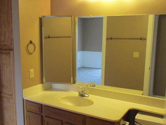 5th image of 1432 W Emerald Ave Unit 749