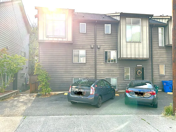 3936 14th Ave S APT C, Seattle, WA 98108