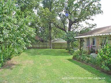 Huge back yard!