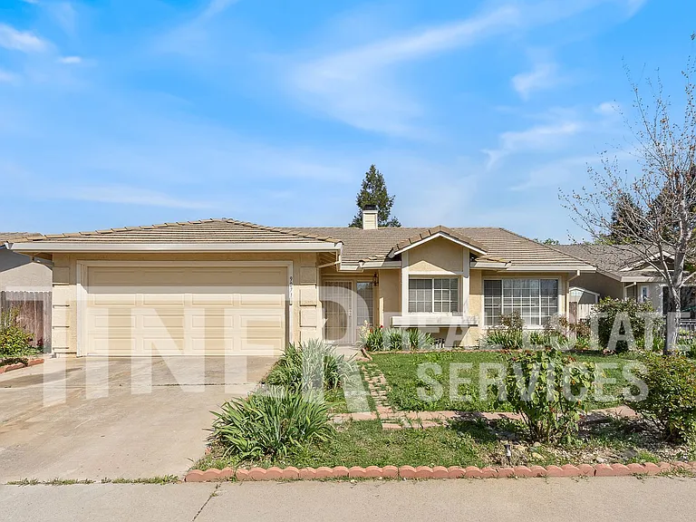 9071 Brevard Dr — Photo 1
