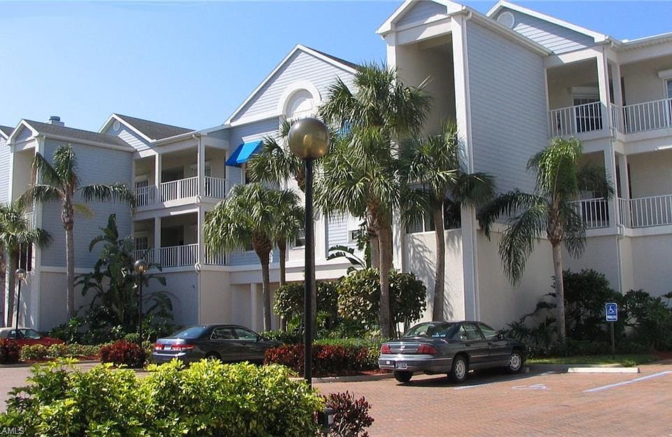 1st image of 18092 San Carlos Blvd APT 913