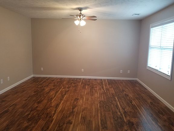 3rd image of 3000-5000 Kaustin Dr #4206