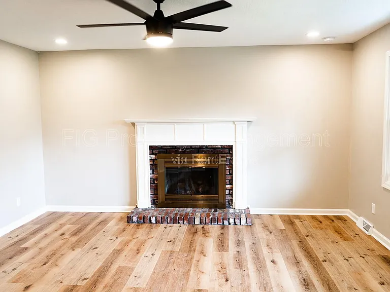 4200 Crestfield Rd — Photo 31