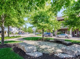 2062 Celadon Dr NE, Grand Rapids, MI 49525