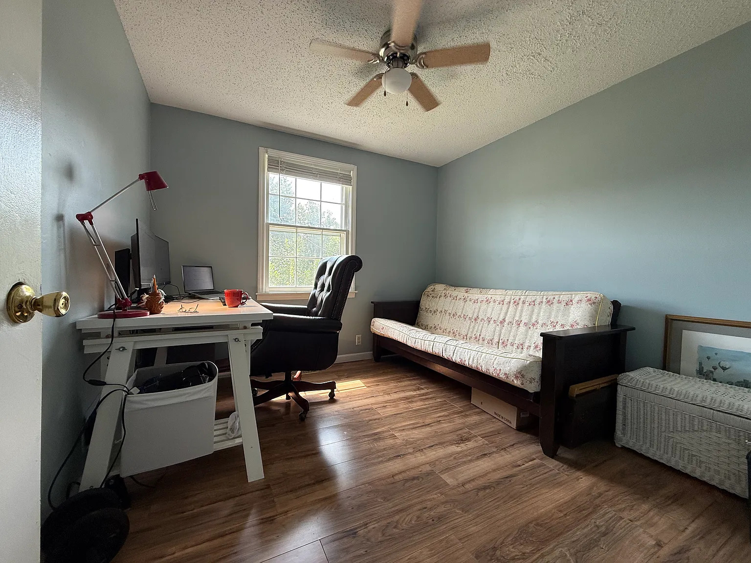 3 bed, 1100 sqft, $1,800 — Photo 4