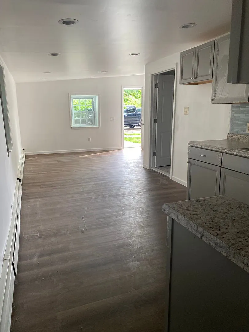 7 Reel St — Photo 2