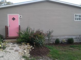 1011 Loudon Hwy, Kingston, TN 37763