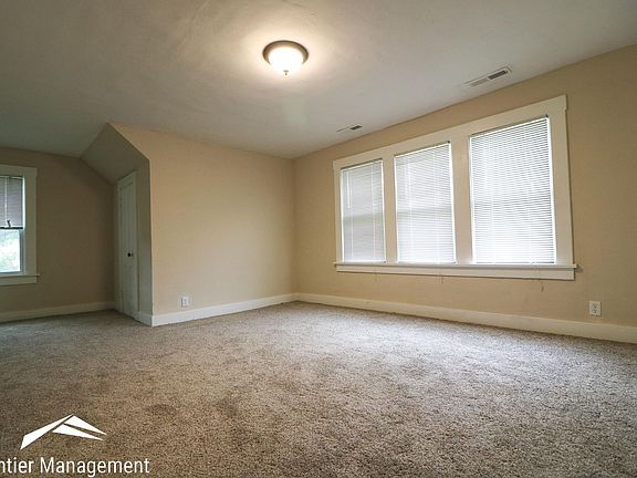 4th image of 505 Bluemont Ave #2