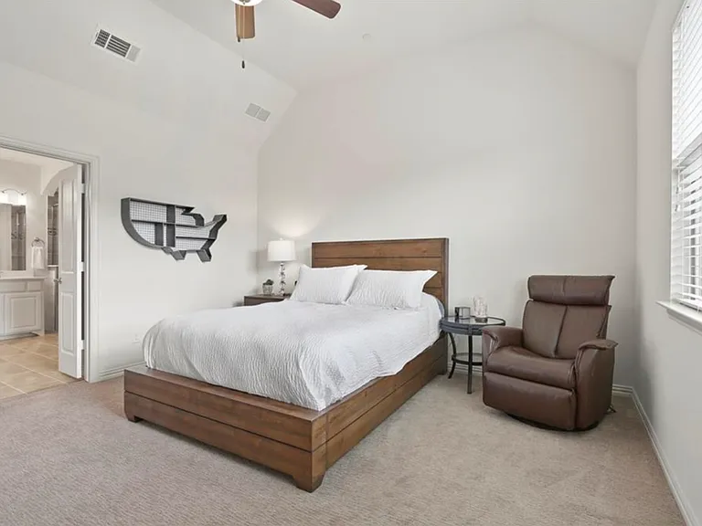 7113 Huckleberry Dr — Photo 11