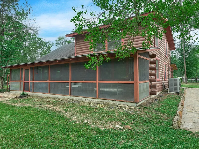 18233 Country Place Dr — Photo 23