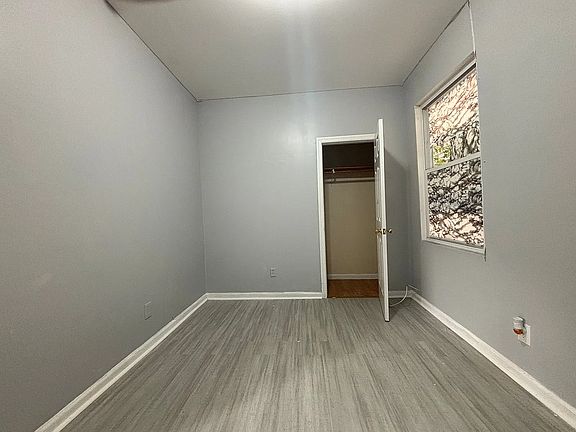 4th image of 366 11th Ave #1R