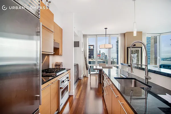 Rented by Compass | media 19