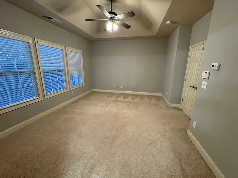 5020 Windcrest Ln — Photo 22