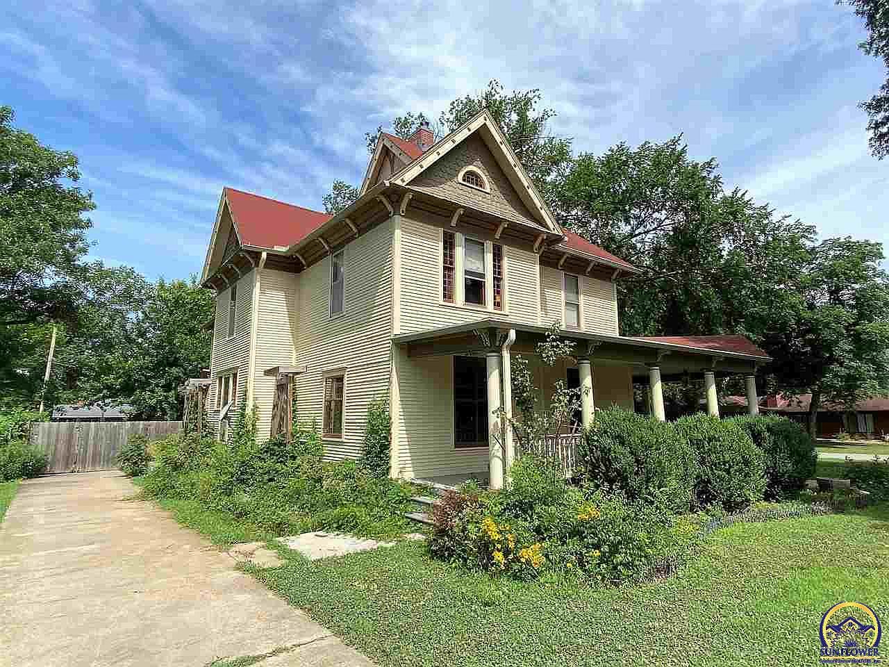 703 S 6th St, Osage City, KS 66523 Zillow