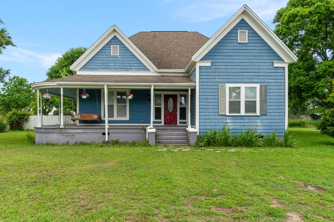 21_Moselle_Oak_Grove_Road-1